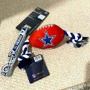 NFL. Dallas Cowboys. Dog/pet accessories. Leash & toy plush. Brand new.